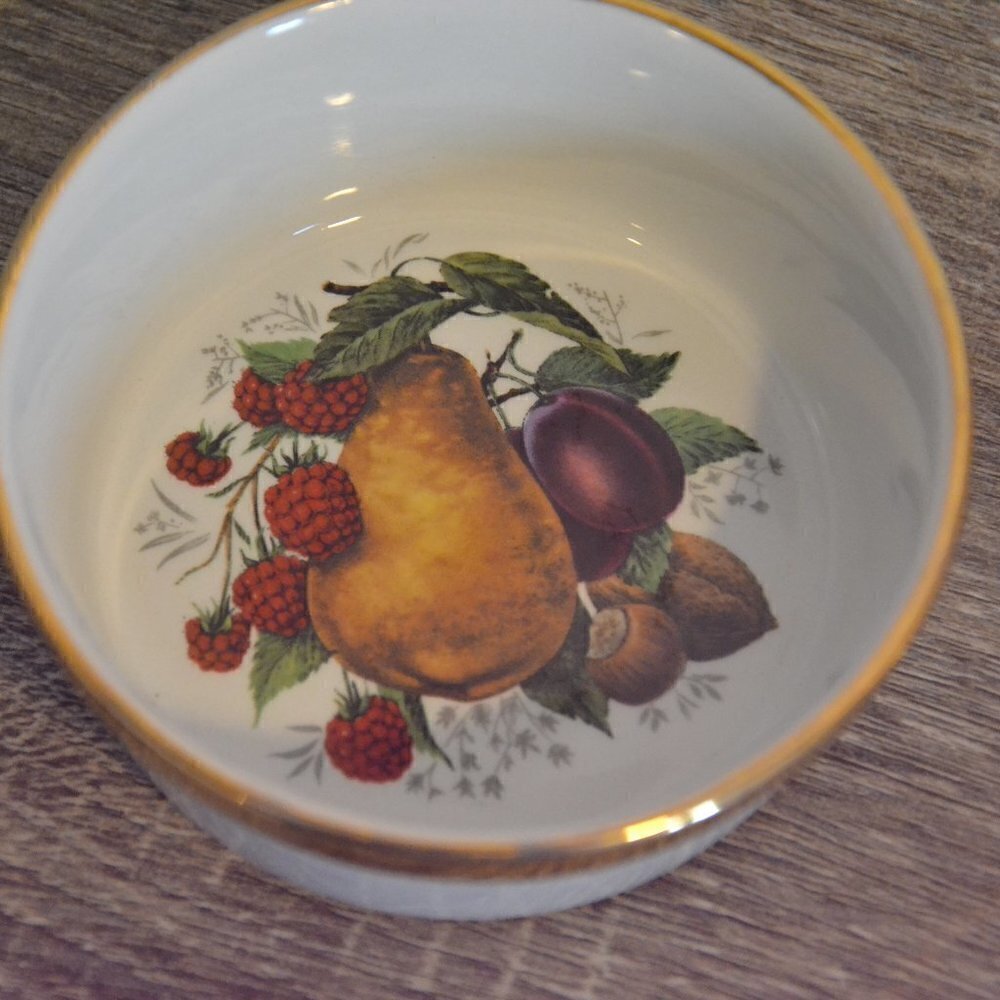 LAST CHANCE Vtg Fruit design candy/jam bowl